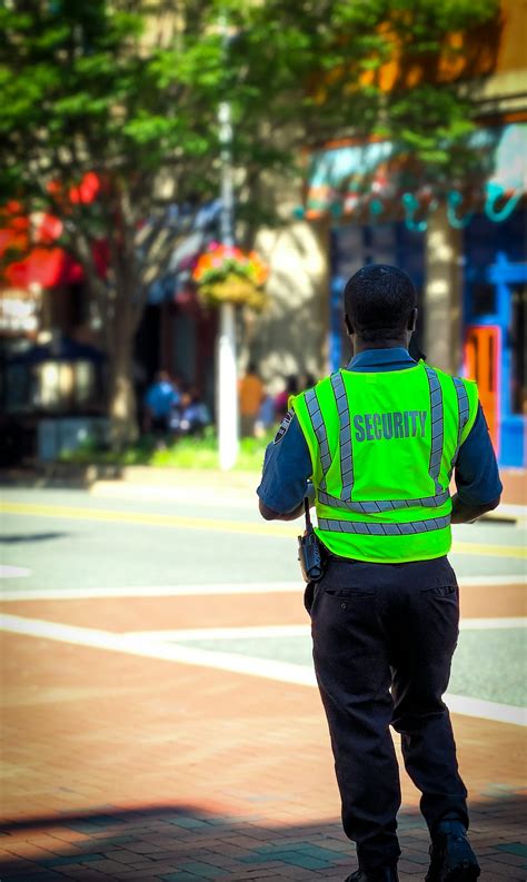 security guard hd images|500+ Security Guard Pictures [HQ] .